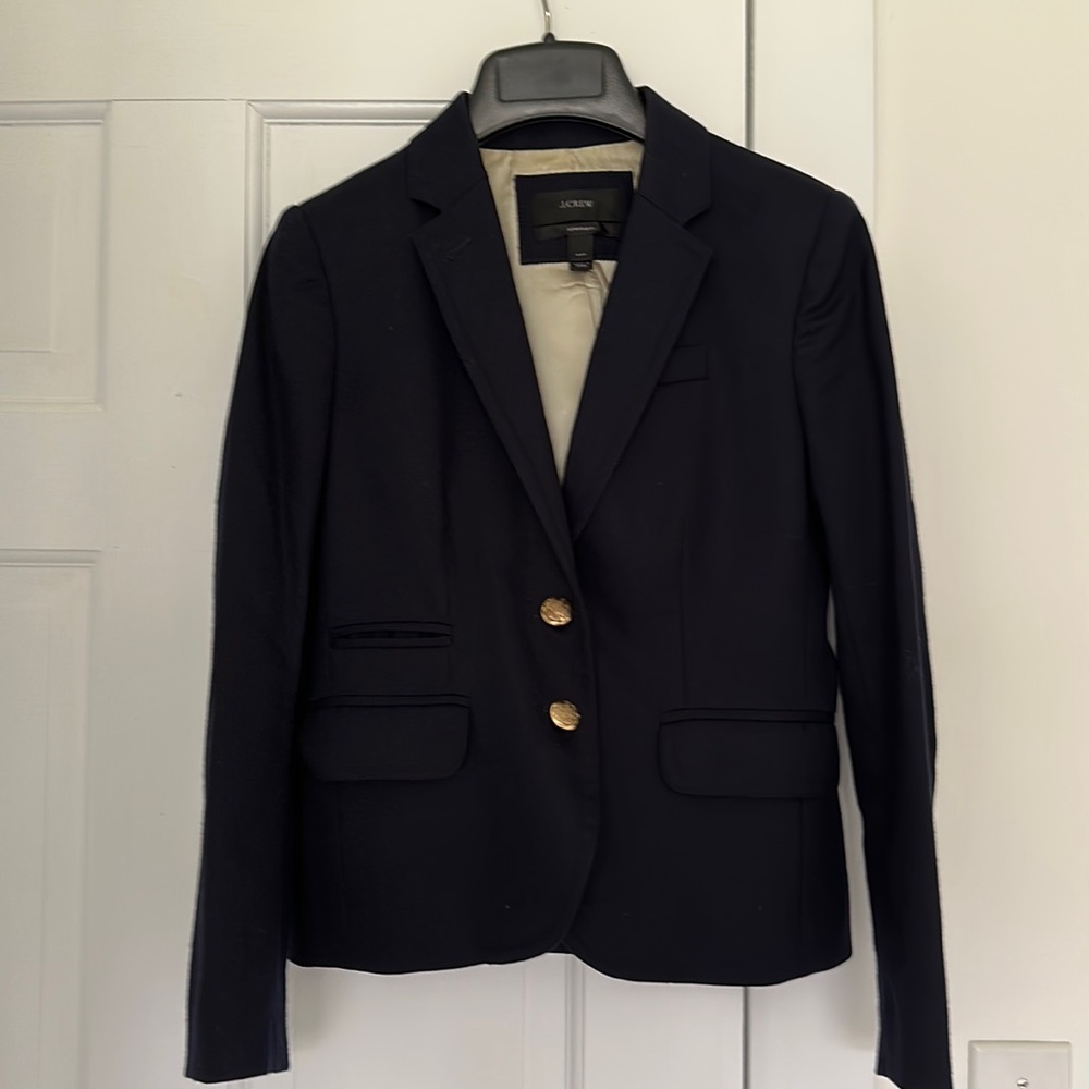 J.Crew Schoolboy Women’s blazer in Navy. Size 00P